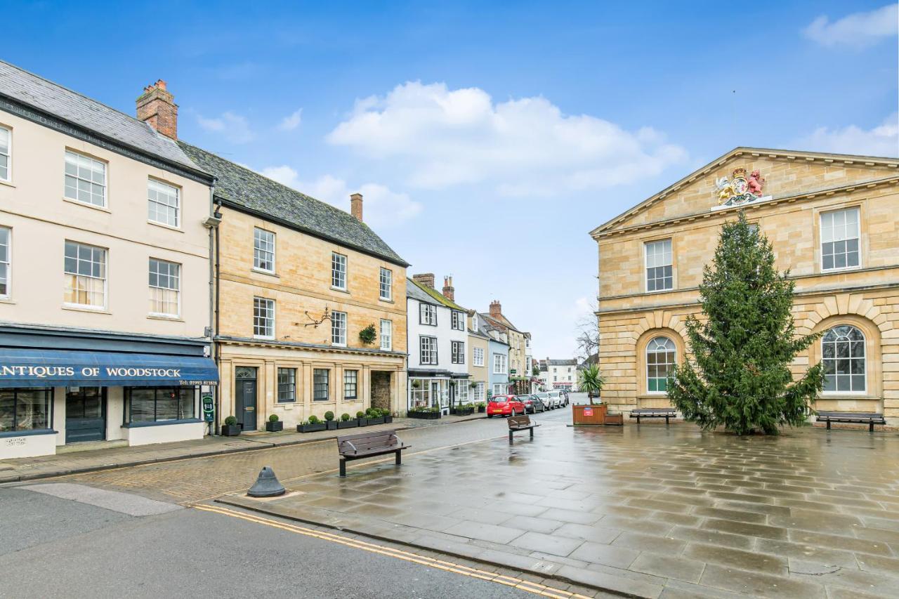 Oxfordshire Living - The Spencer Apartment - Woodstock Kültér fotó